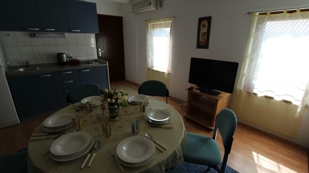 Holiday House Matko Gabonjin Екстер'єр фото